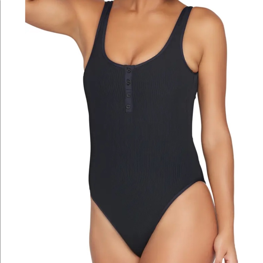 L*Space float on one piece swimsuit. Color back. Size 6.